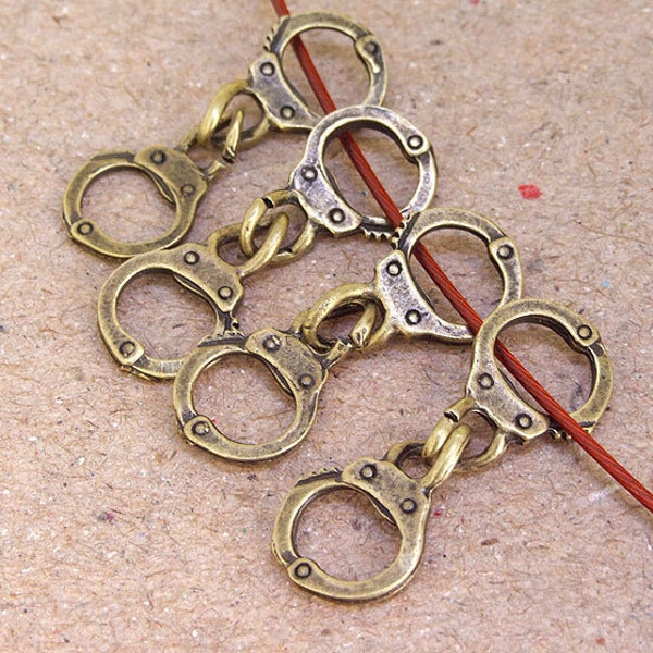 10 Beads Charm Handcuffs Antique Brass bronze Plated Victorian Pendants Beads ----- 10mmx 32mm ----- 10Pieces 2Q