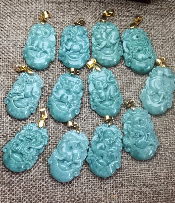Traditional chinese online jade necklace