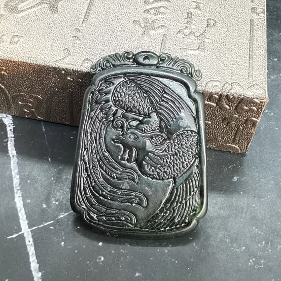 ダークグリーン翡翠ペンダント中国文化彫刻鳳凰凤凰 - Etsy 日本