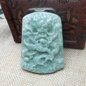 Natural A-grade Jadeite Bean Green Chinese Dragon Burma Jade Pendant Jadeite Pendant DIY Jewelry