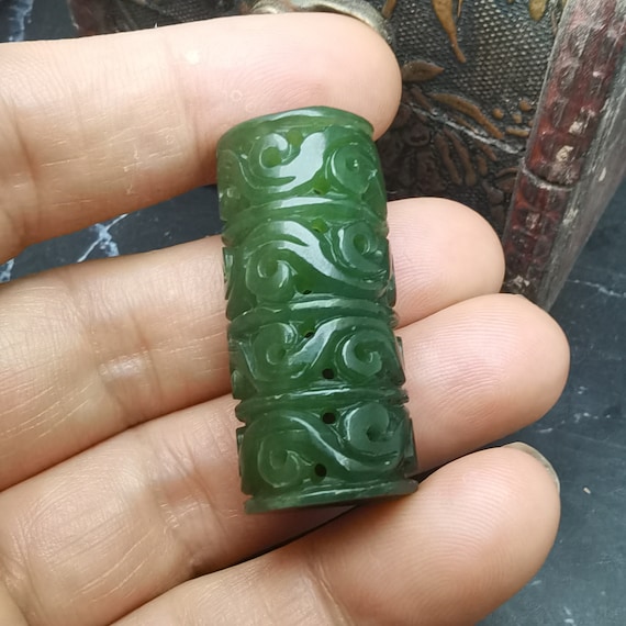 Chinese Rich Green Natural Hand-Carved HeTian Jade Dragon pendant 