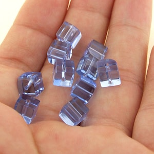 Charm square Blue Crystal Glass Gemstone Beads ---- 6mm ----about 10beads
