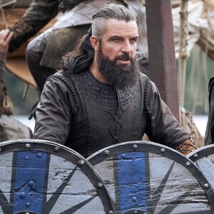 CANUTE KNUT Viking Shield Wood Replica VIKINGS Valhalla - Etsy