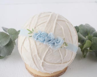 Fresh Air - headband tieback in light sky blue, baby blue with cream and ivory - photography prop -  M2M Newborn Nerds Ice Bunny