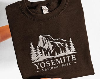 Sudadera con cuello redondo bordada del Parque Nacional Yosemite, sudadera de montaña de California, ropa de aventura en la naturaleza, regalo para excursionistas y viajeros