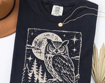Camiseta vintage con estampado de búho y luna llena, camisa mística nocturna de bosque estrellado, top gótico de bosque oscuro, regalo de naturaleza Comfort Colors®