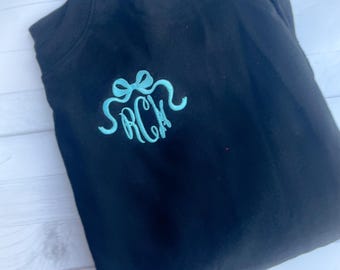 Bow Monogram Sweatshirt - Personalized Initial Sweatshirt