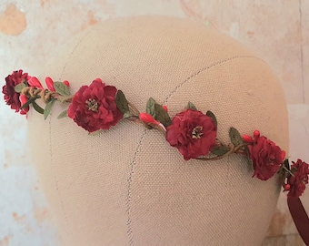 Red rose hair crown, Rose floral wreath, woodland hair accessories, rose tiara, red rose headband, boho festival crown, red rose floral hair