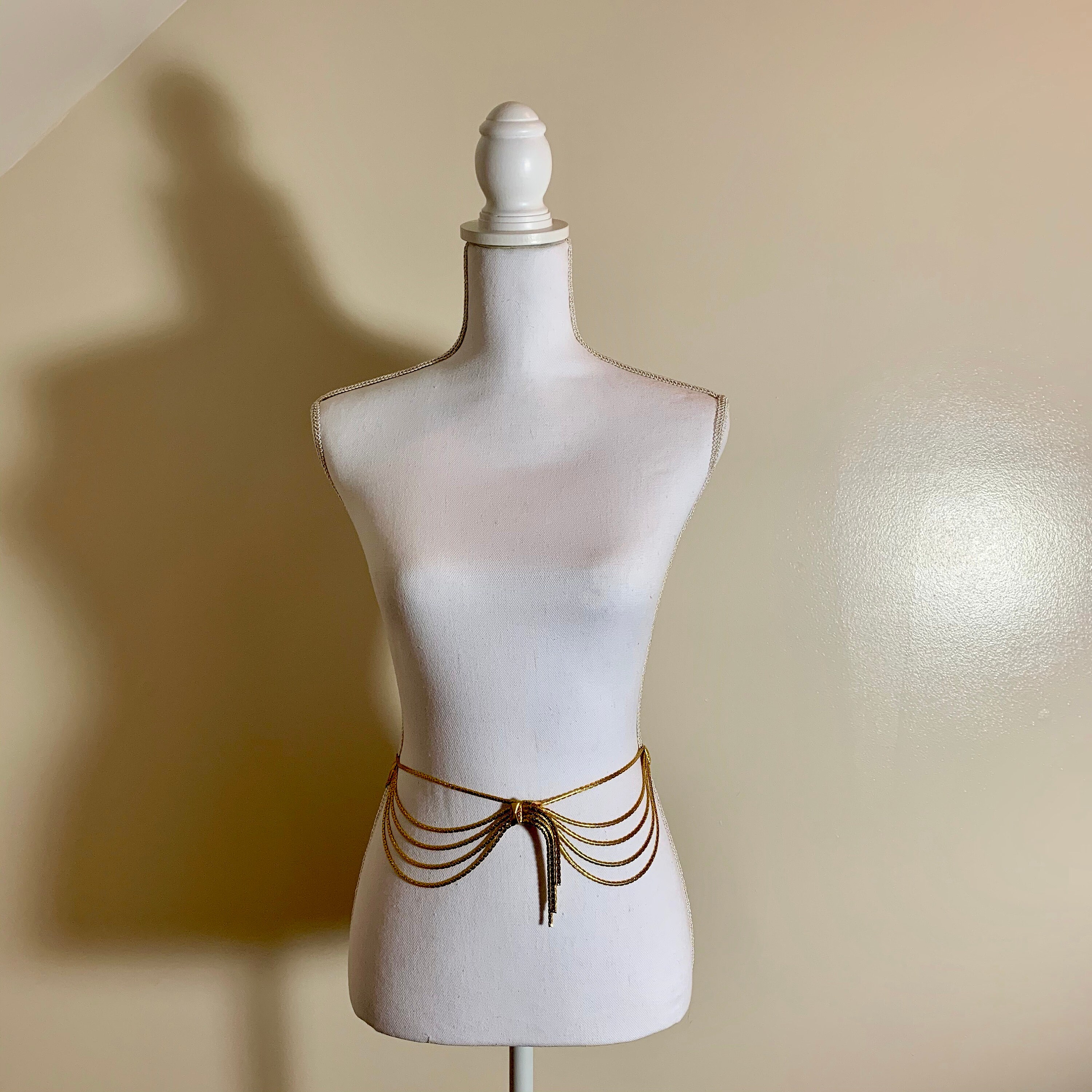 Christian Dior Signed 1960s Snake Chain Gold-Tone Metal Graceful Swag Belt Christian Dior Signed 1960s Snake Chain Gold-tone Metal  main image 2