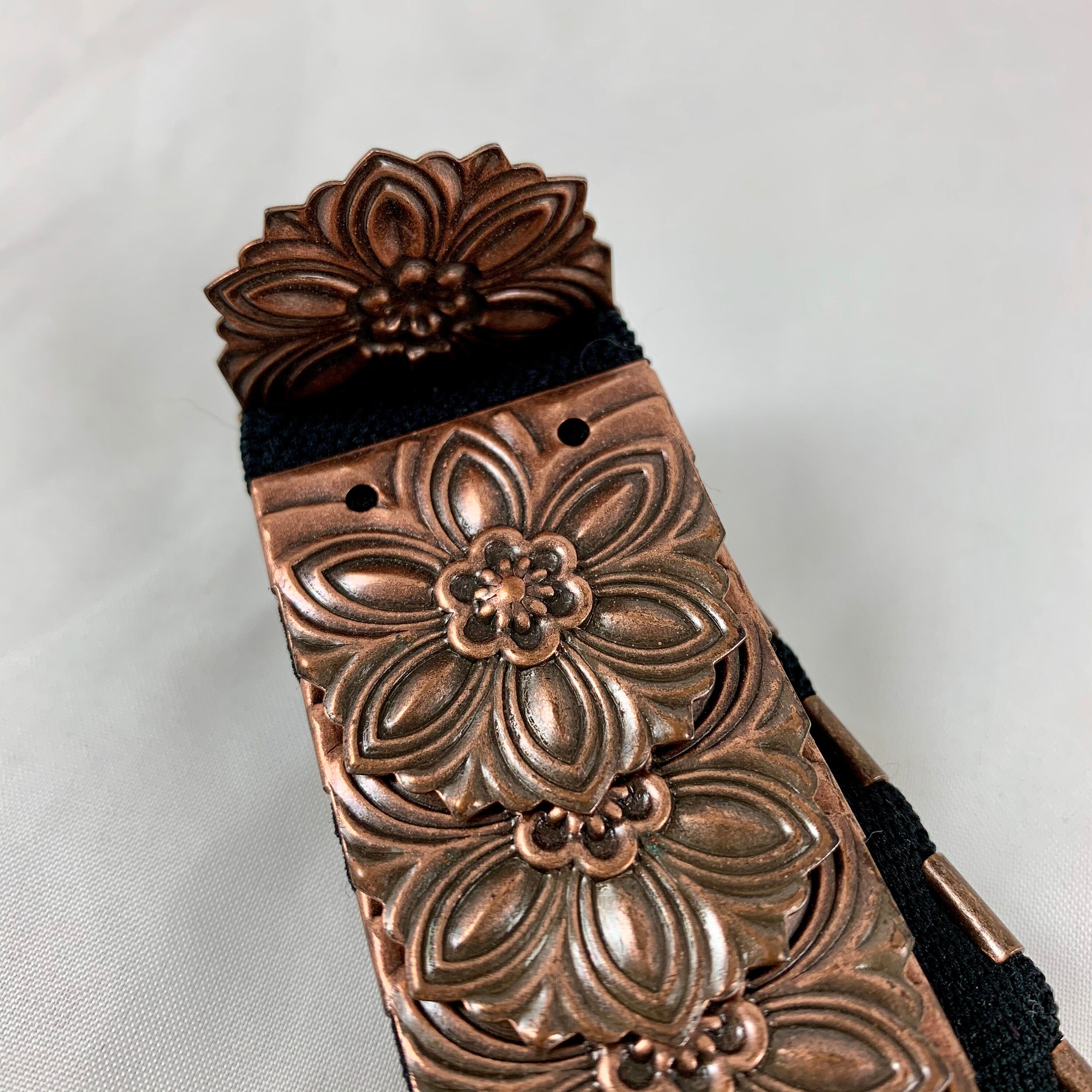 1970s Era Copper-tone Snake Scale Metal and Crystal Jeweled  display picture 3