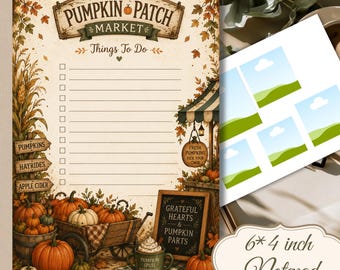 Puede incluir: Un bloc de notas de 15,24 por 10,16 cm con temática de mercado de calabazas, una lista de tareas, un carro de madera lleno de calabazas naranjas, un letrero que dice Grateful Hearts & Pumpkin Parts y una taza Pumpkin Spice Everything.