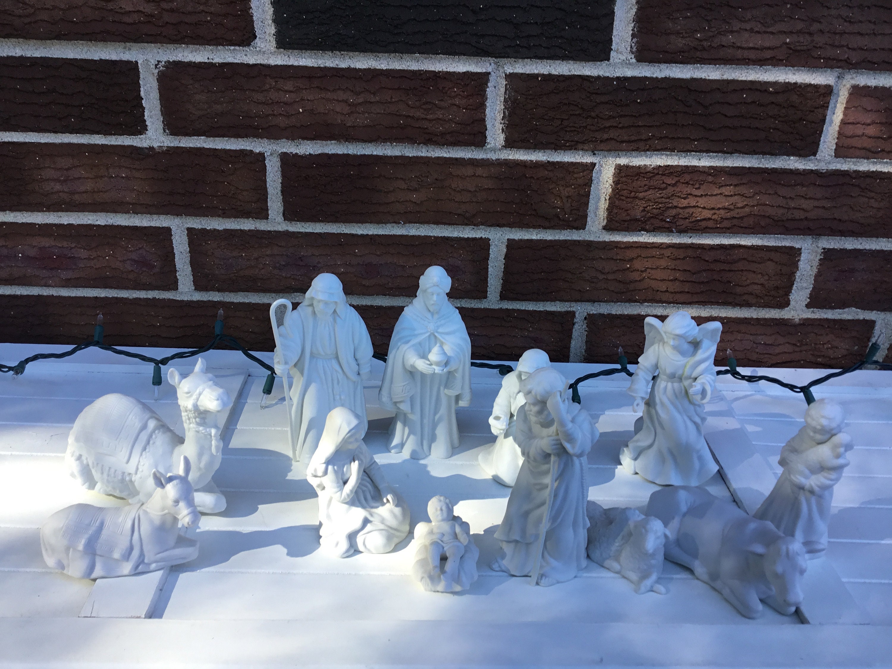11 piece Nativity scene figurines Etsy