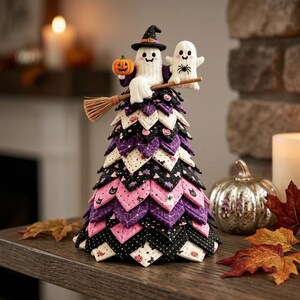 Patriotic Quilted Christmas Tree DIY Kit, No Sew Patchwork Fabric Craft, Americana Tabletop Holiday Decor Centerpiece, Beginner Craft Gift