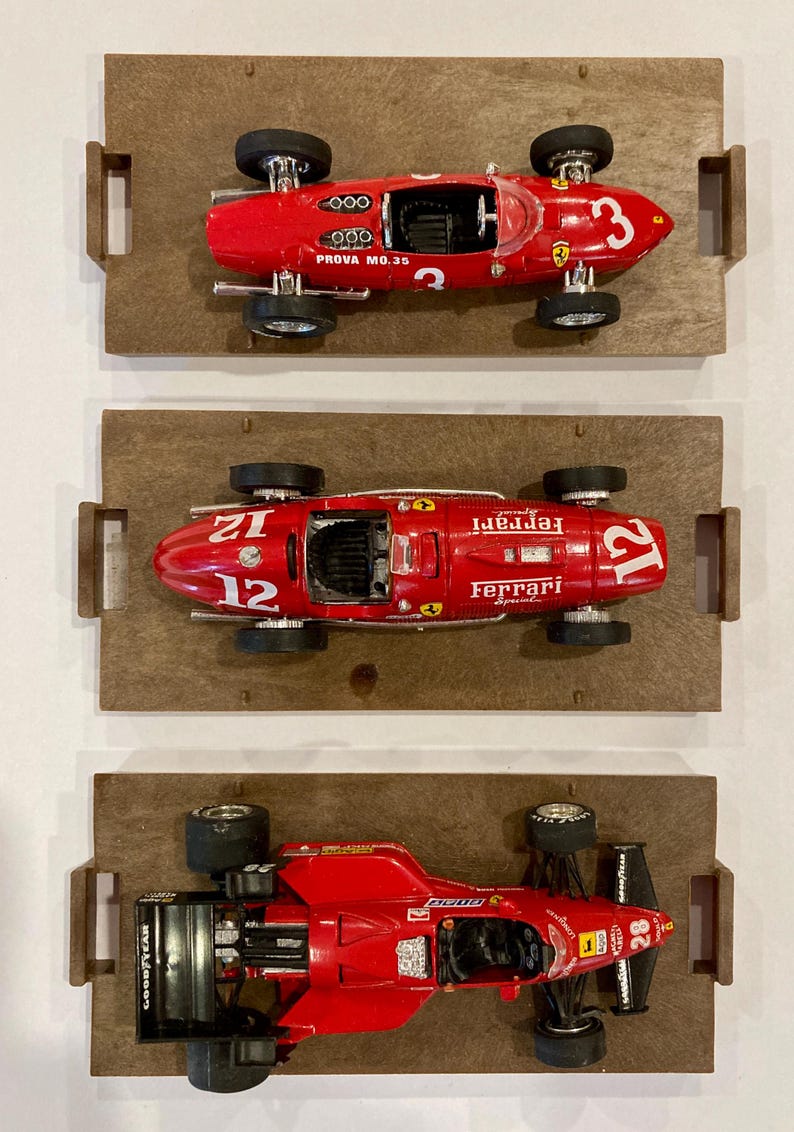 Brumm Vintage Serie Oro (Gold Series) 1:23 Skala Gjuten Ferrari-modeller (Italien) bild 1