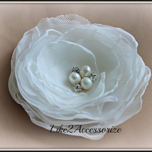 White Ivory Flower Hair Clip Bridal Hair Flower Wedding Hair Accessories Bridesmaid Hair Piece Bridal Headpiece Wedding Flowers for Hair