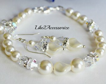 Swarovski Pearl, Bracelet Earring Set,  White Ivory Pearl, Bridal Accessories, Wedding Gift, Bridesmaid Bracelet Set, Crystals Bracelet