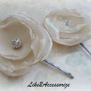 Ivory Hair Flower Clip Flower Girl Clip Fabric Hair Flower Bobby Pins Wedding Hair Accessories Set of 2 Bridesmaid Gift Wedding Hair Flower
