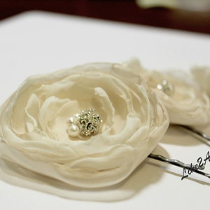 Champagne Ivory Flower Hair Clip Bridal Hair Flower Wedding Hair Accessories Bridesmaid Hair Piece Bridal Headpiece Wedding Flowers for Hair