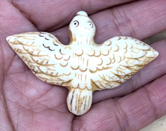 Hand Carved Vintage Bone Pendant "Bird"