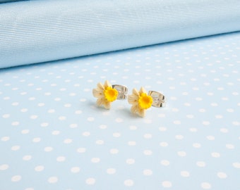 Tiny Daffodil ,Stud Earring, Post Earring,Silver Plated,Sterling Silver