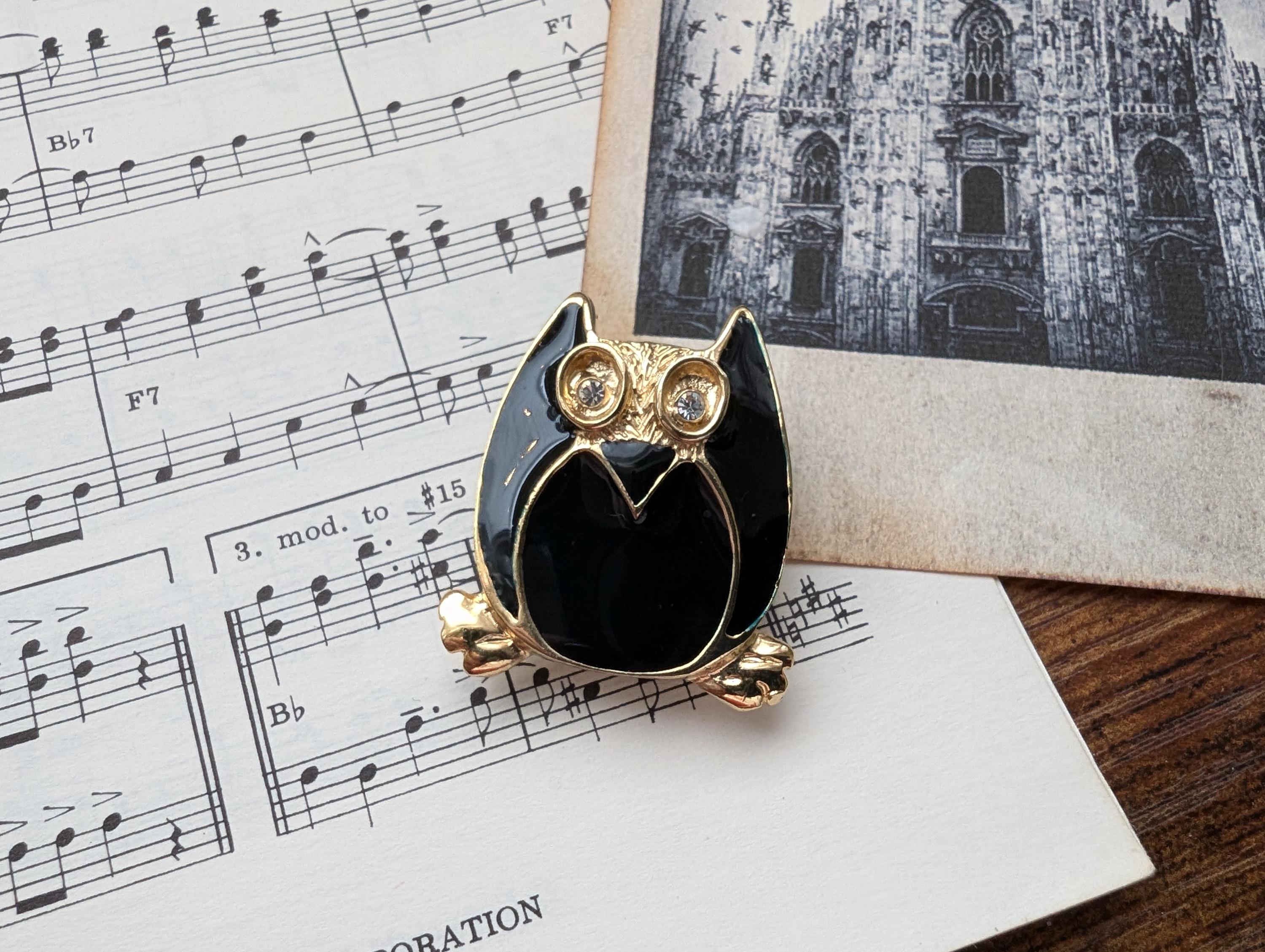 vintage black owl brooch with diamond eyes