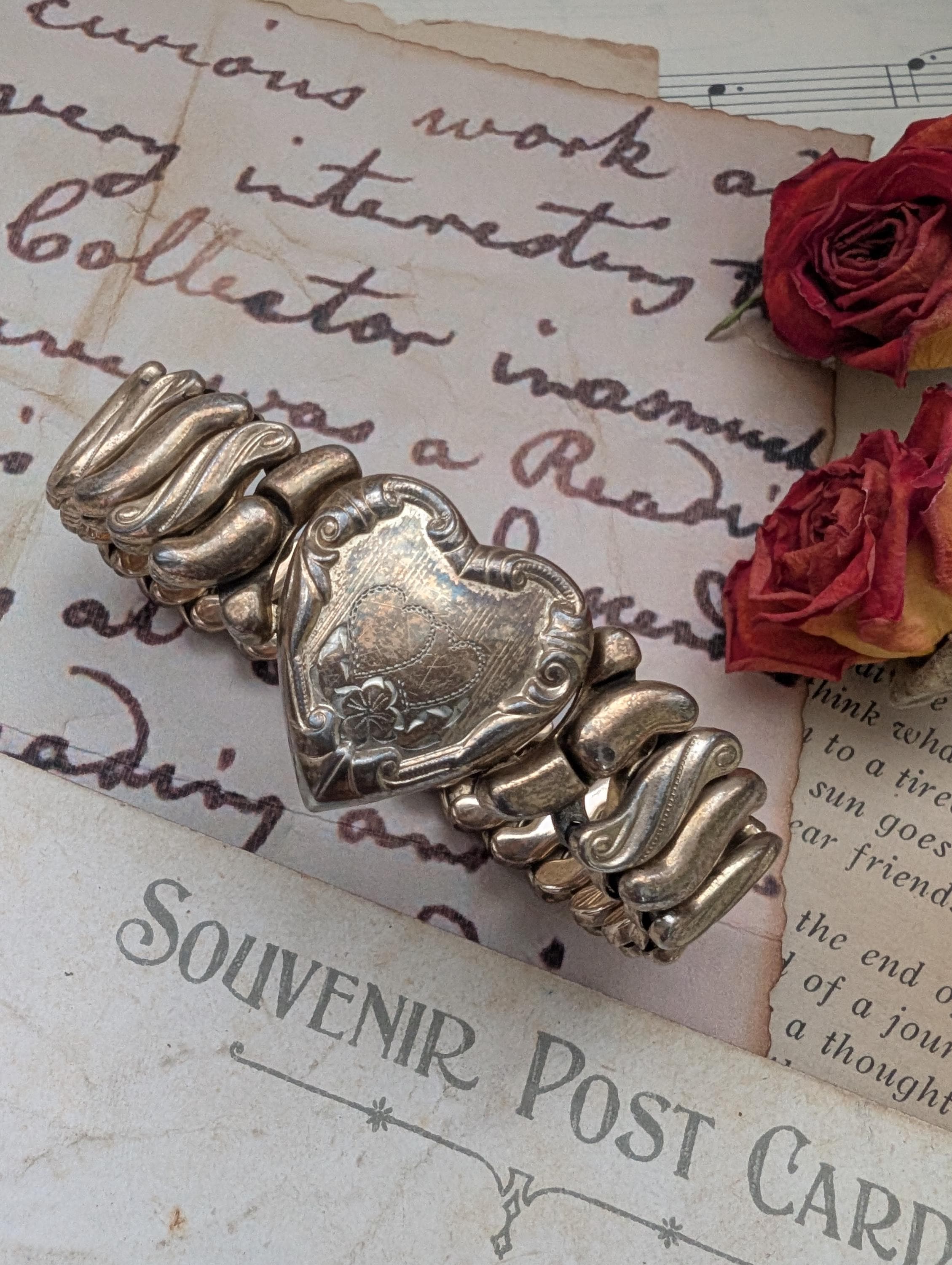 1945 Speidel Phoenix Sweetheart Expansion Bracelet Heart Shaped