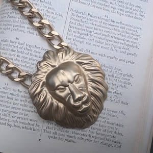 vintage goudkleurige astrologische ketting Leeuw leeuw