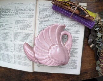 vintage pink ceramic swan vase