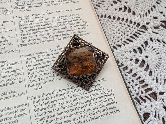 Vintage/Antique Victorian Brooch, Amber Glass Gold Tone Filigree Pin main image 0