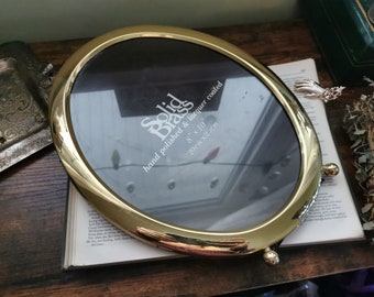 Vintage 8x10 oval brass photo frame