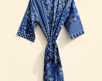 Męski szlafrok kimono z nadrukiem w bloki bawełniane - indygo, biały, niebieski, patchwork, geometryczny ogród