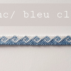 Bracelet brésilien motif vague bleu clair