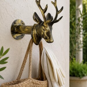 Gancho de parede vintage em prata com cabeça de veado, gancho para roupas com tema de animais rurais, gancho de parede artesanal para decoração de casa, gancho de entrada com veado da sorte