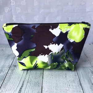 Green Floral Cosmetic bag, Make up Organizer- Bridesmaid gift- Travel bag- Women Purse, Gift for her, Toiletry Case, Cosmetic storage, Cases