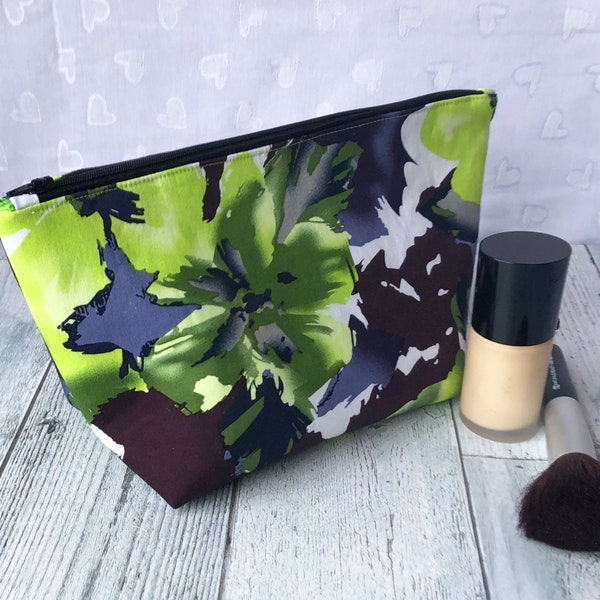 Green Floral Cosmetic bag, Make up Organizer- Bridesmaid gift- Travel bag- Women Purse, Gift for her, Toiletry Case, Cosmetic storage, Cases