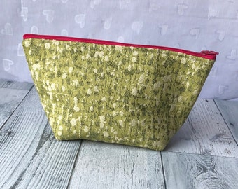 Cosmetic Bag, Travel makeup bag, Cosmetic Pouch, Toiletry Bag, Gift for Women, Bridesmaid gift.