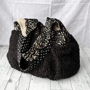 Umhängetasche, Einkaufstasche, Reisetasche, handgemachte Tasche, stilvolles funktionales Geldbörsen-Geschenk für sie, Frauenhandtasche, tragen alle Tasche, Arbeitstasche.