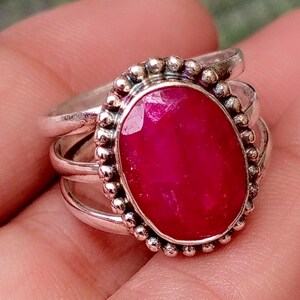 Natural Pink Ruby 925 Sterling Silver Ring, Oval Facet Cut Pink Red Gemstone Statement Jewelry, Beaded Halo Triple Split Shank Gift