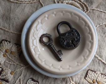 One Butter Pat Small Dish: Beige Restaurant Ware or White Ironstone T & R Boote English Pottery Plate