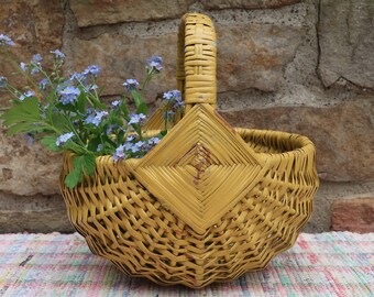 Vintage Yellow Egg Basket, God's Eye Basket with Handle, Handwoven Handmade