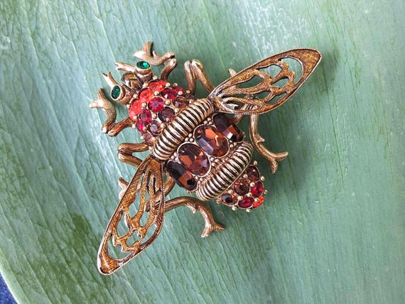 Joan Rivers Large Bumble Bee Brooch Pin Costume Jewelry Gold Tone Insect