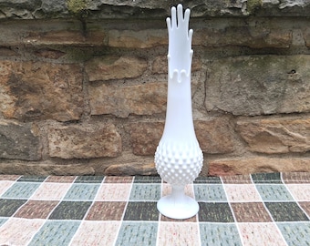 Fenton Hobnail Swung Vas Vit Mjölkglas Stretch