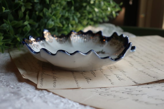 Antique Souvenir Trinket Dish from Des Moines, Io… - image 5