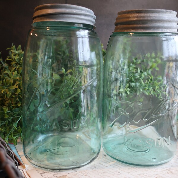 One Aqua Ball Mason Quart Jar, Blue Canning Jar with Zinc Metal Lid, Triple L Logo 1900-1910