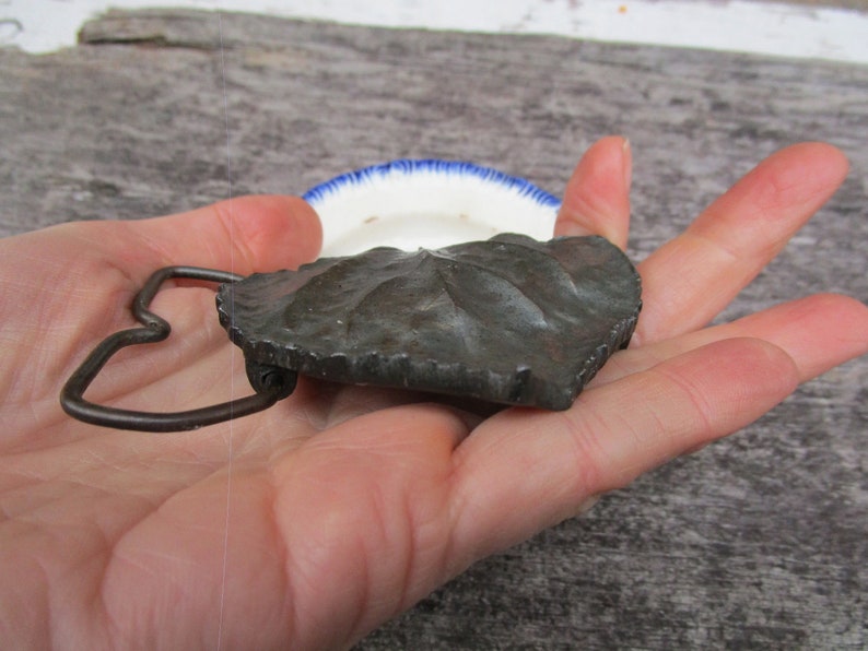 Bergamot Brass Works Leaf Shaped Belt Buckle 1974 F-108