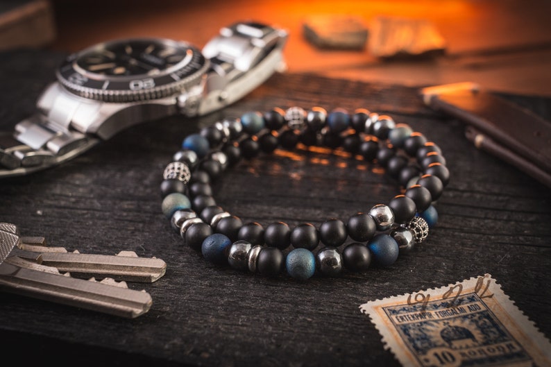 6mm Double wrap matte black onyx /& blue agate beaded mens stretchy bracelet with micro pave beads and an antiqued stainless steel cuff
