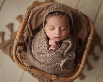 Knit newborn wrap Knit alpaca wrap Knitted ties bonnet Thick knit newborn wrap Brown newborn wraps and bonnet set Photo prop set 50+ colours