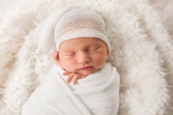 RTS White Newborn Studio Set Stretch Knit Lace Wrap Sleepy Hat Flower Headband Newborn Photo Prop White Textured Wrap Etsy Canada