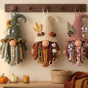 Virkat tomtemönster PDF | Hösttomte-amigurumi | 3 hängande tomtedekorationer | Virkad Halloweendekoration | Höstdekoration | DIY-julgåva