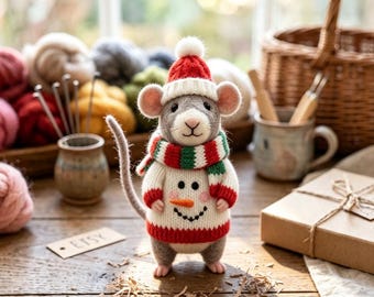Handmade Wool Felt Mouse Figurine, Cute Woodland Animal Character, Cottagecore Home Decor, Christmas Ornament, Collectible Gift